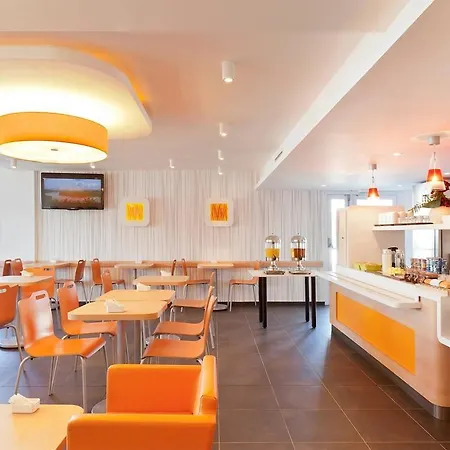 Ibis Budget Centrum Hotel *