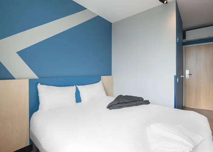 Ibis Budget Centrum * Löwen