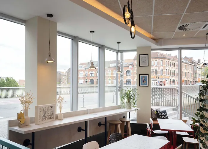 Ibis Budget Centrum * لوفين