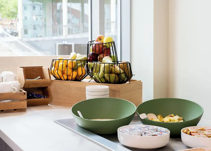 Ibis Budget Centrum Готель *