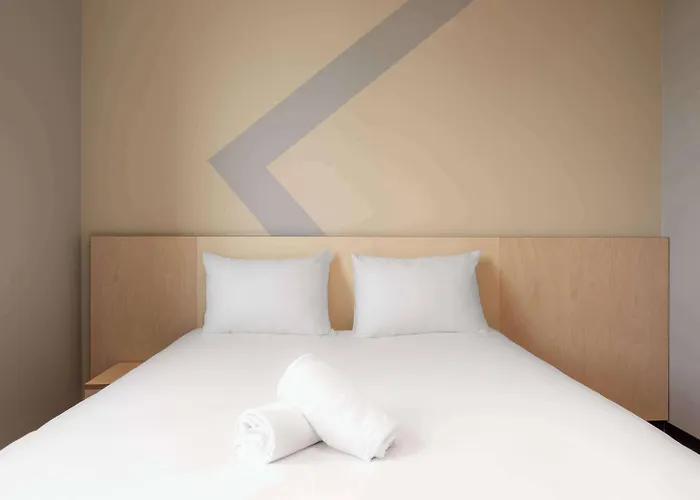 Ibis Budget Centrum لوفين